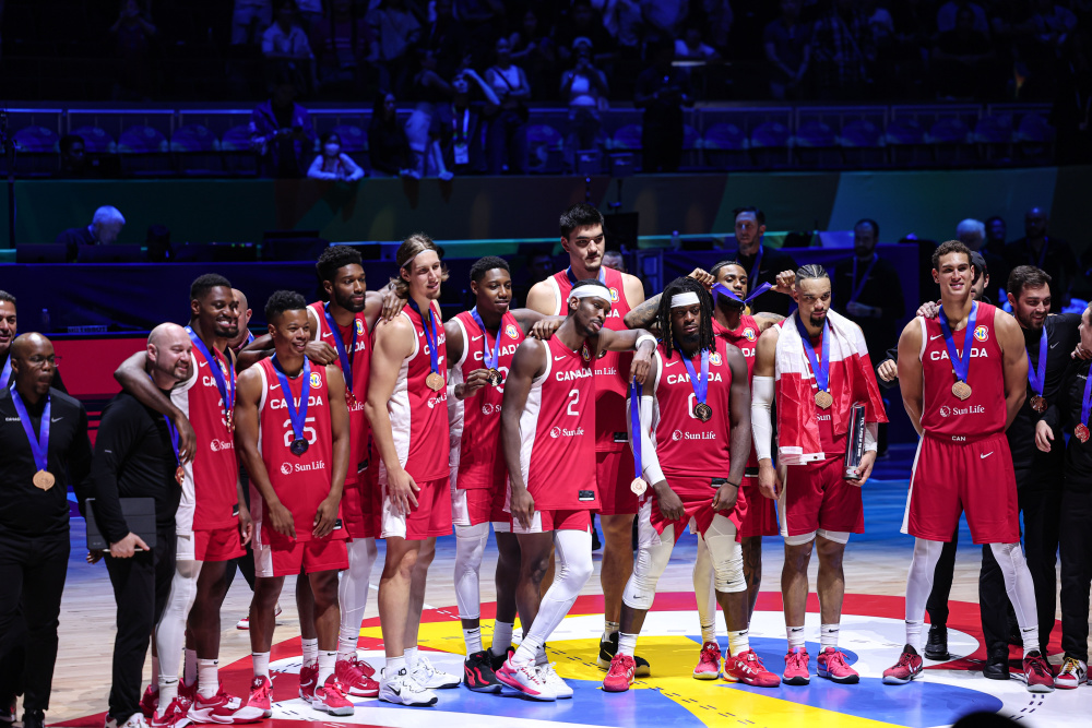 爱游戏全站-萨拉赫重要时刻表现优异，加拿大队带队取胜！